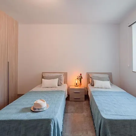 Apartment Designer 2bdr And 2bath Near Sea Retreat! Gzira
