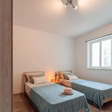 Διαμέρισμα Designer 2bdr And 2bath Near Sea Retreat!