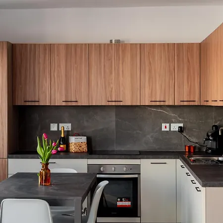 Designer 2bedroom And 2bath By Beyond Air Near Sea Retreat! Appartement Gzira