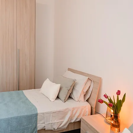 Designer 2bedroom And 2bath By Beyond Air Near Sea Retreat! شقة *