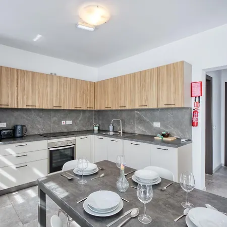Apartament Designer 2bedroom And 2bath By Beyond Air Near Sea Retreat!