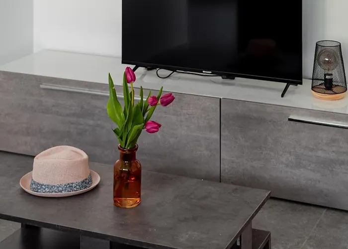 Designer 2bedroom And 2bath By Beyond Air Near Sea Retreat! * Gżira