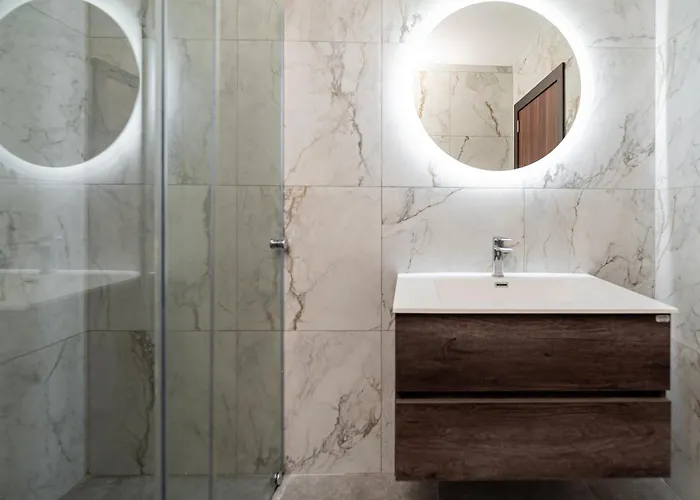 Apartman Designer 2bedroom And 2bath By Beyond Air Near Sea Retreat! *